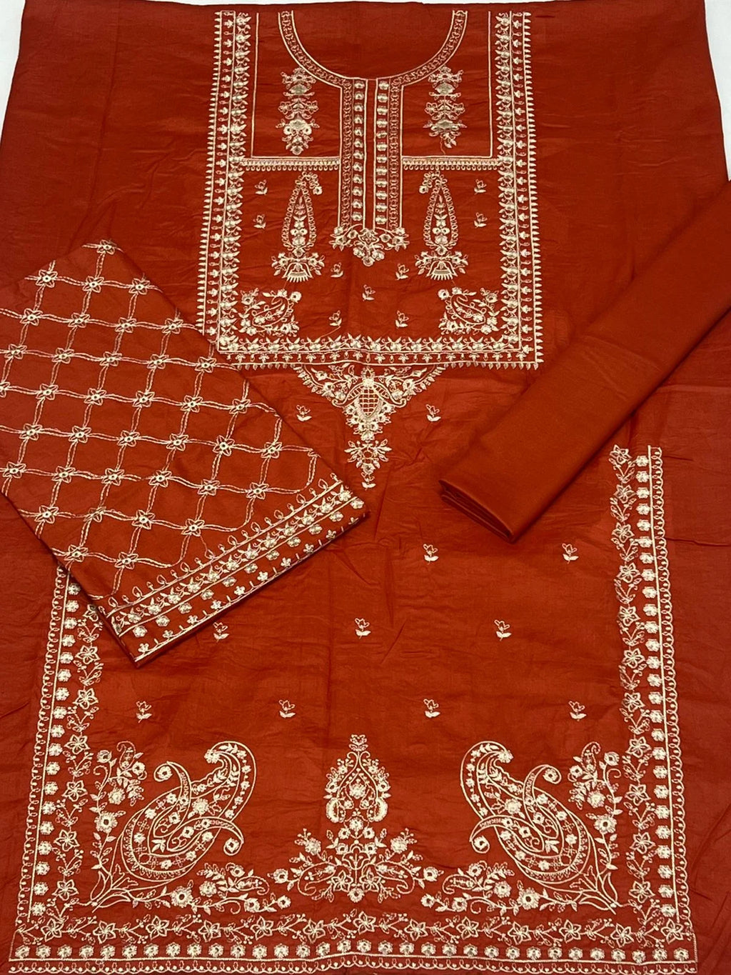 Unstitched - Urge Lawn 2 PC Embroidered Collection