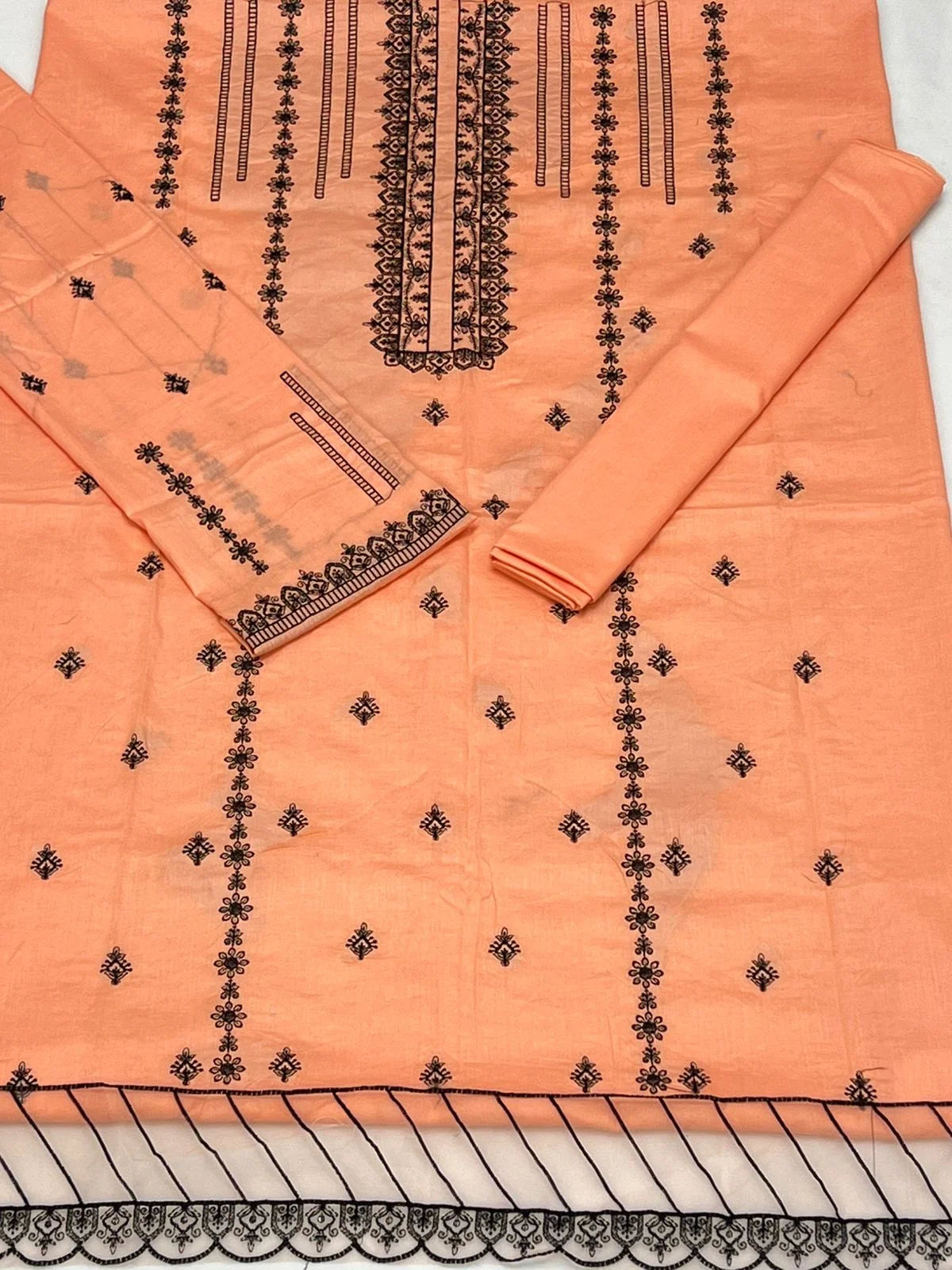 Unstitched - Urge Lawn 2 PC Embroidered Collection
