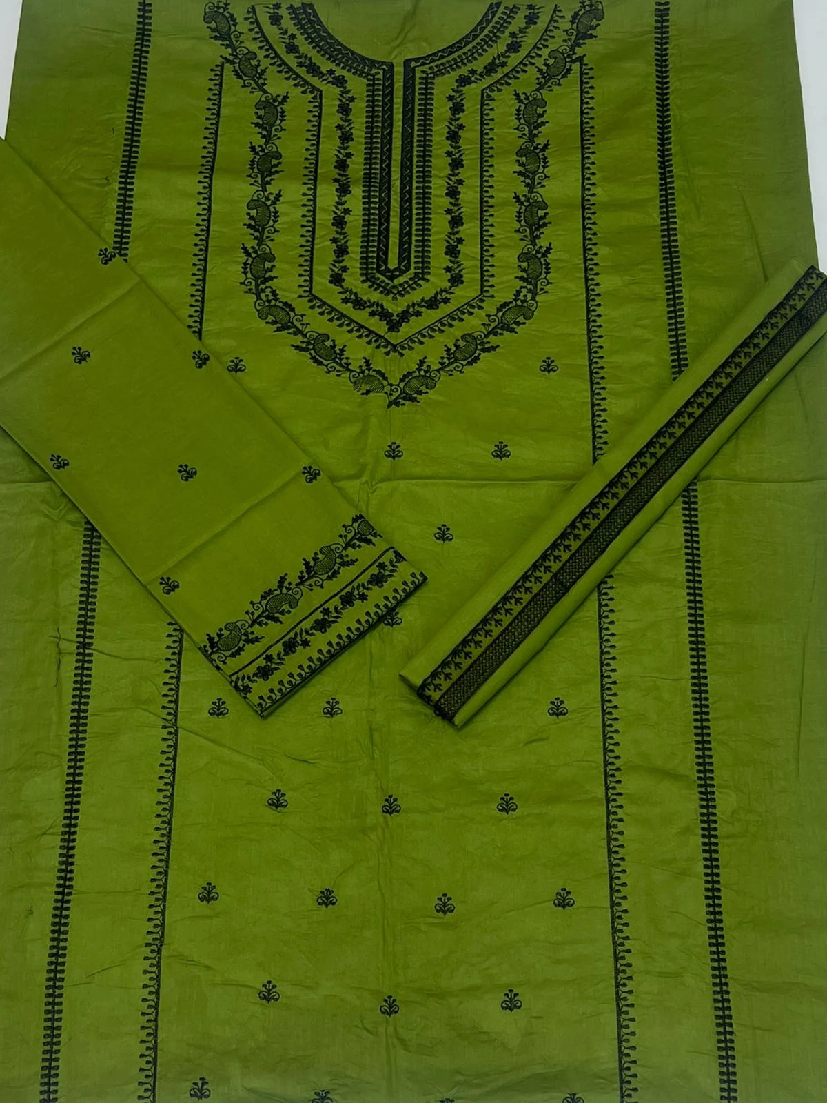Unstitched - Urge Lawn 2 PC Embroidered Collection