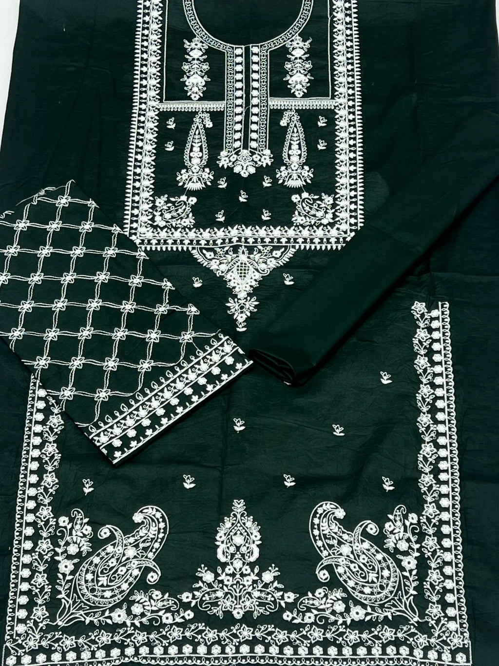 Unstitched - Urge Lawn 2 PC Embroidered Collection