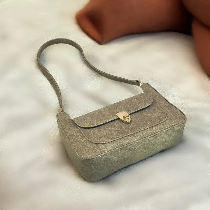 Vintage Armpit Ladies Hand Bag
